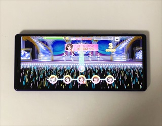 人気アプリもほぼ非対応 Xperia1 So 03l Sov40 21 9比率でマルチウィンドウ2画面ゲーム動作確認 モバイルびより