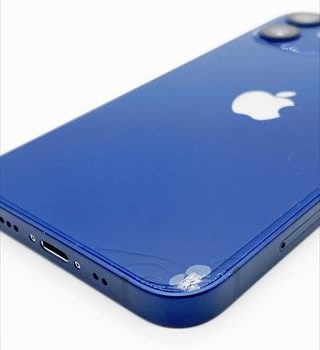 [実写]iPhone12miniをコンクリートに落下させると簡単に割れる-画面・ガラス割れ、傷の付き方